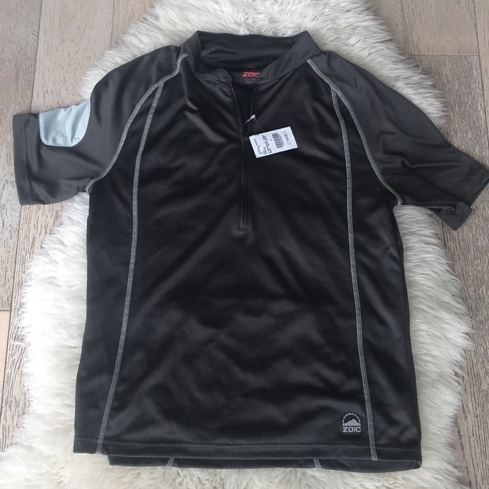 Zoic zip front short sleeve sport shirt